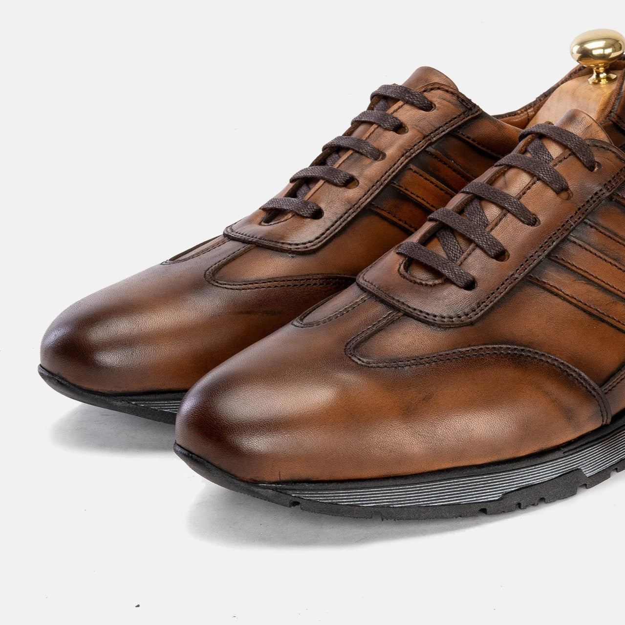 Volzak 5152 Basket en cuir Marron Vintage