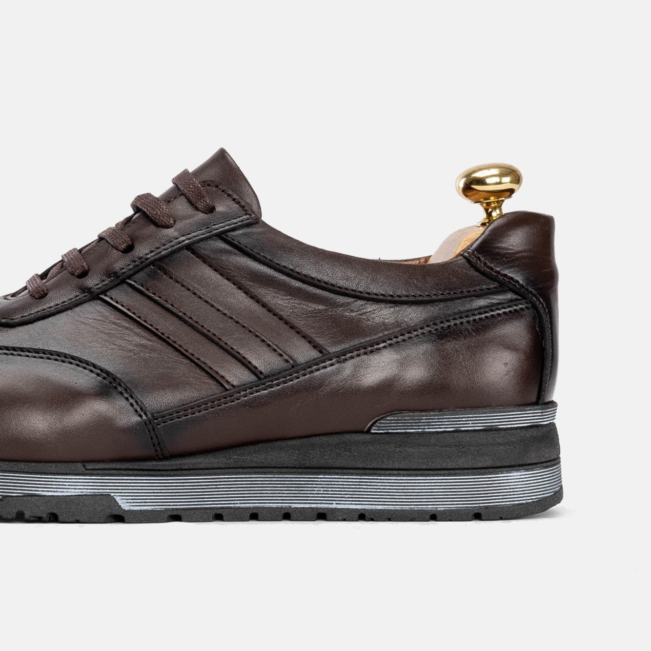 Volzak 5152 Basket en cuir Marron