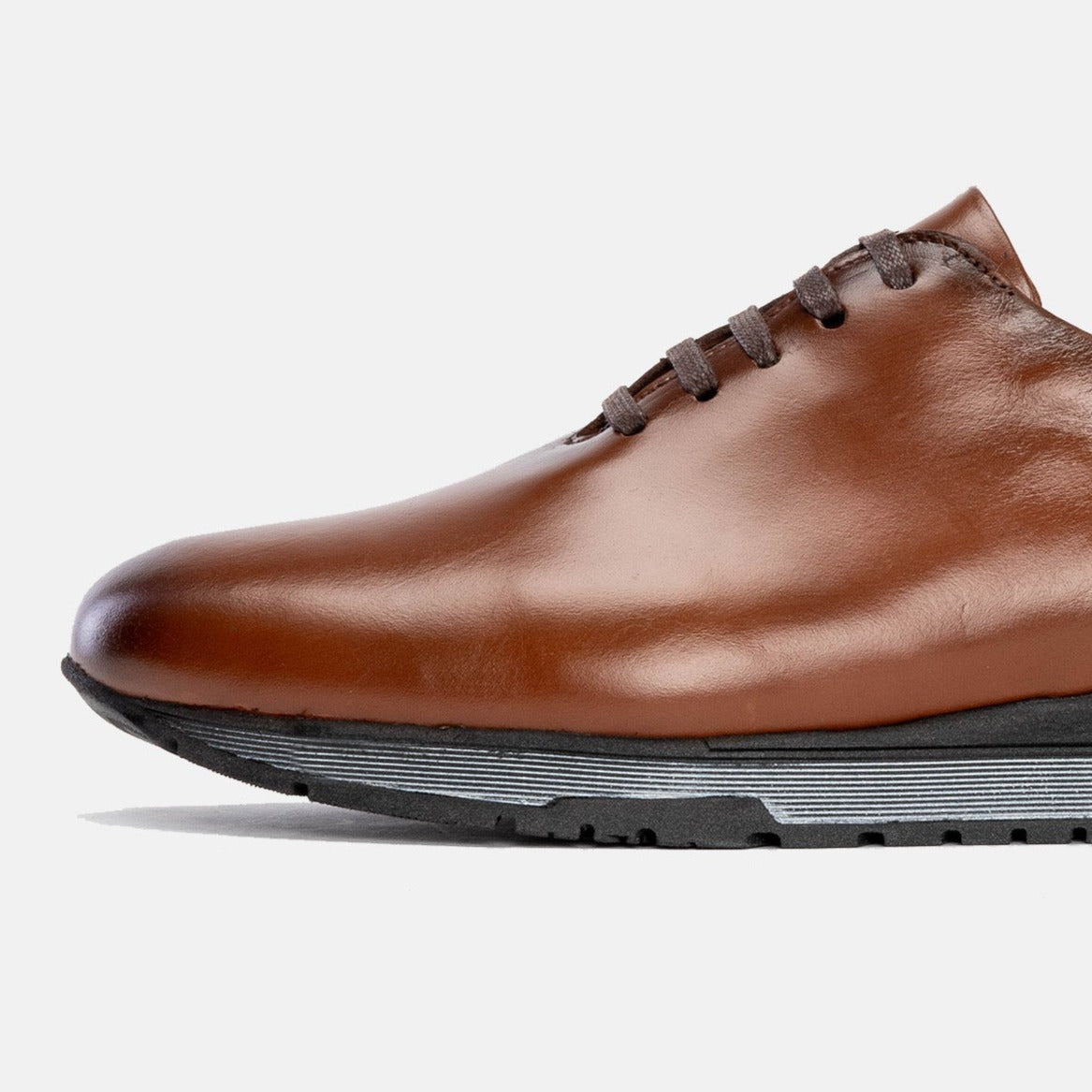 Volzak 5154 Basket en cuir Camel