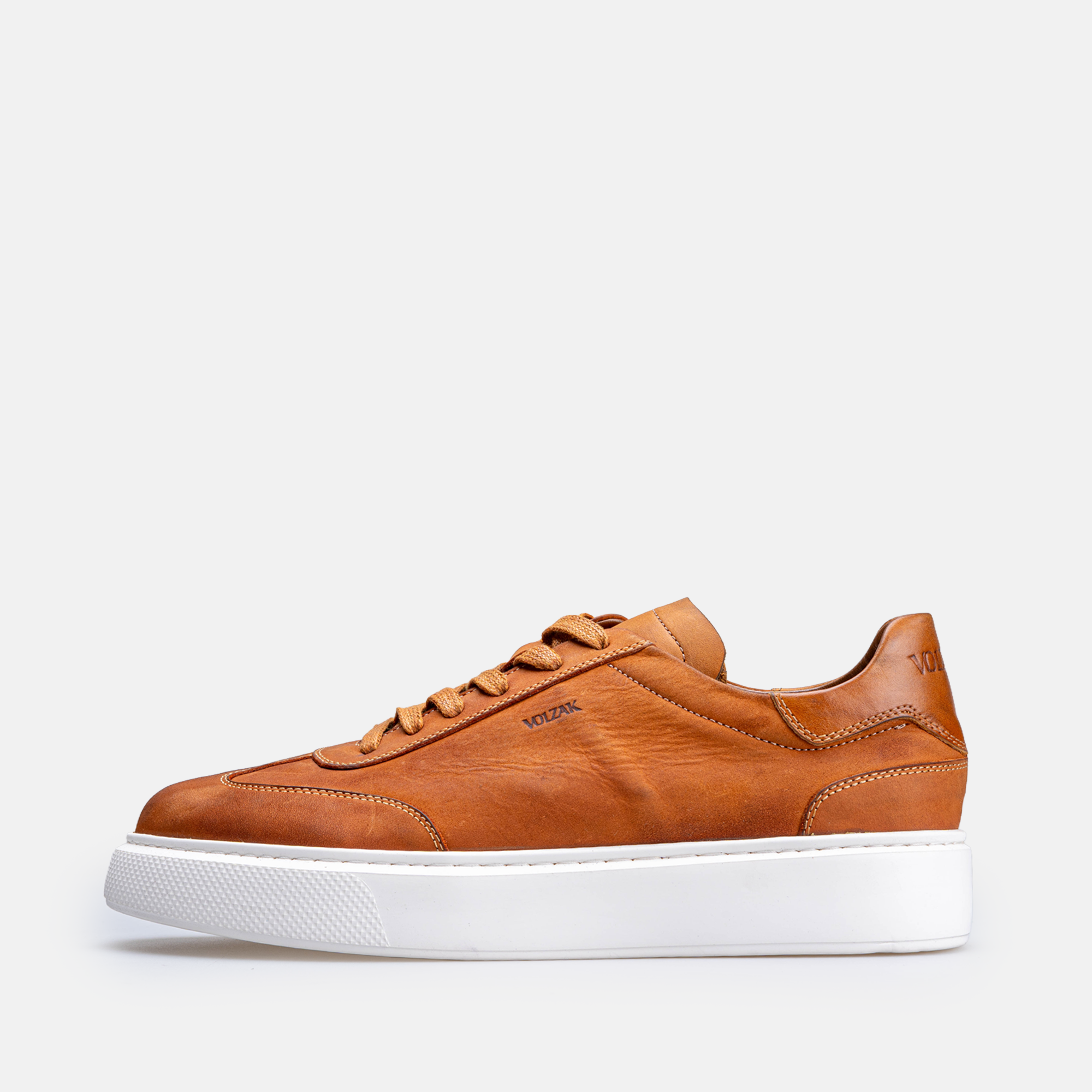 Volzak 7008 Basket en nubuck Camel