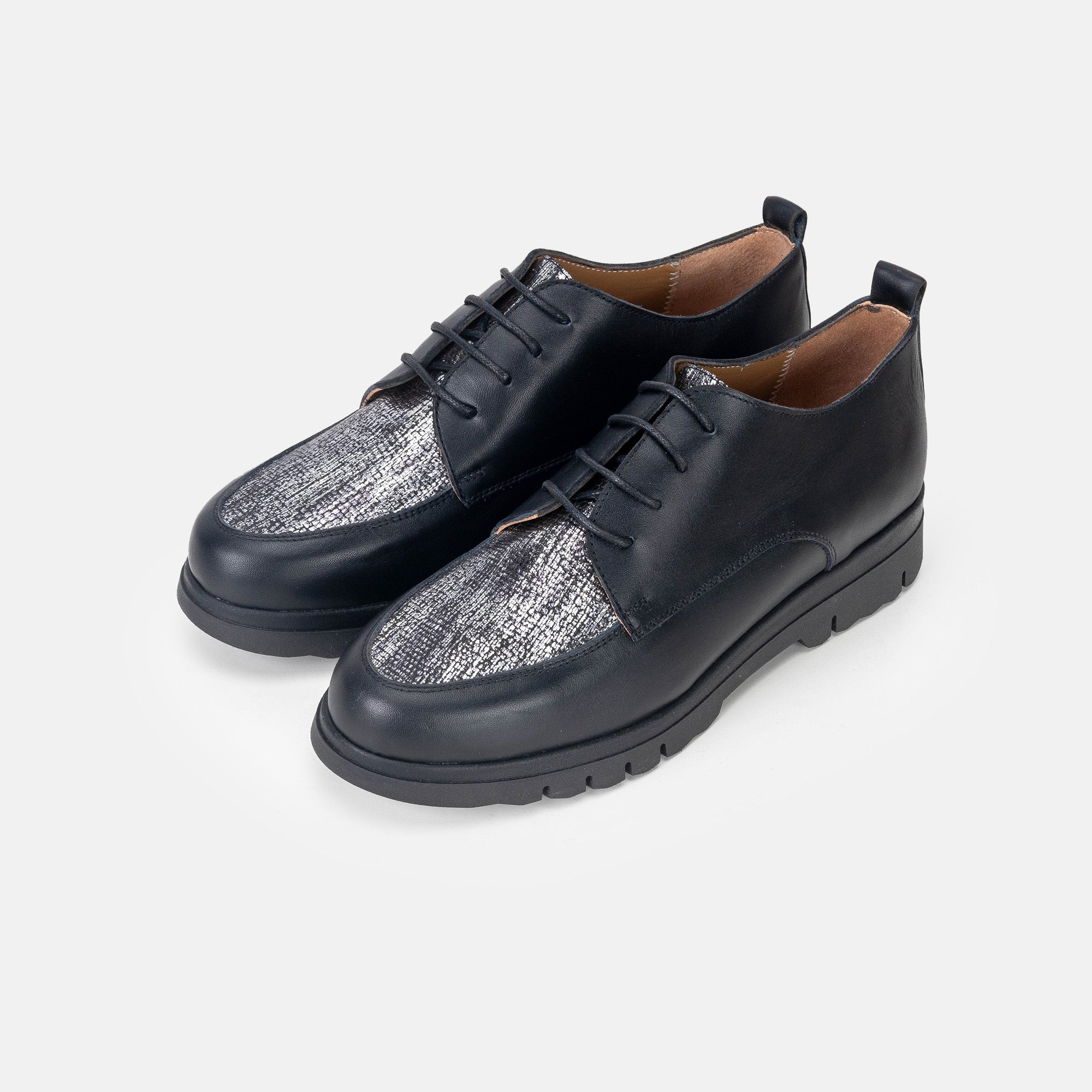Volzak 2024 Black Silver Leather Shoe