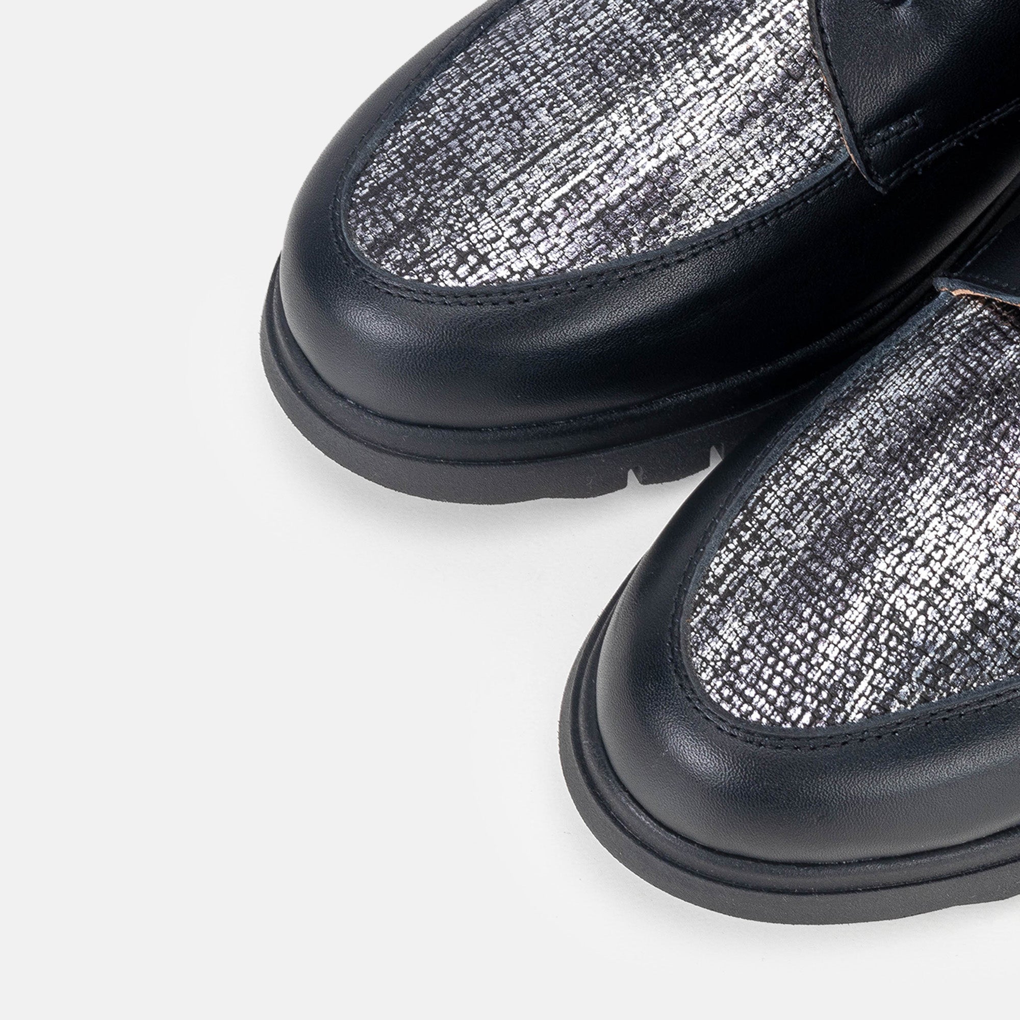 Volzak 2024 Black Silver Leather Shoe