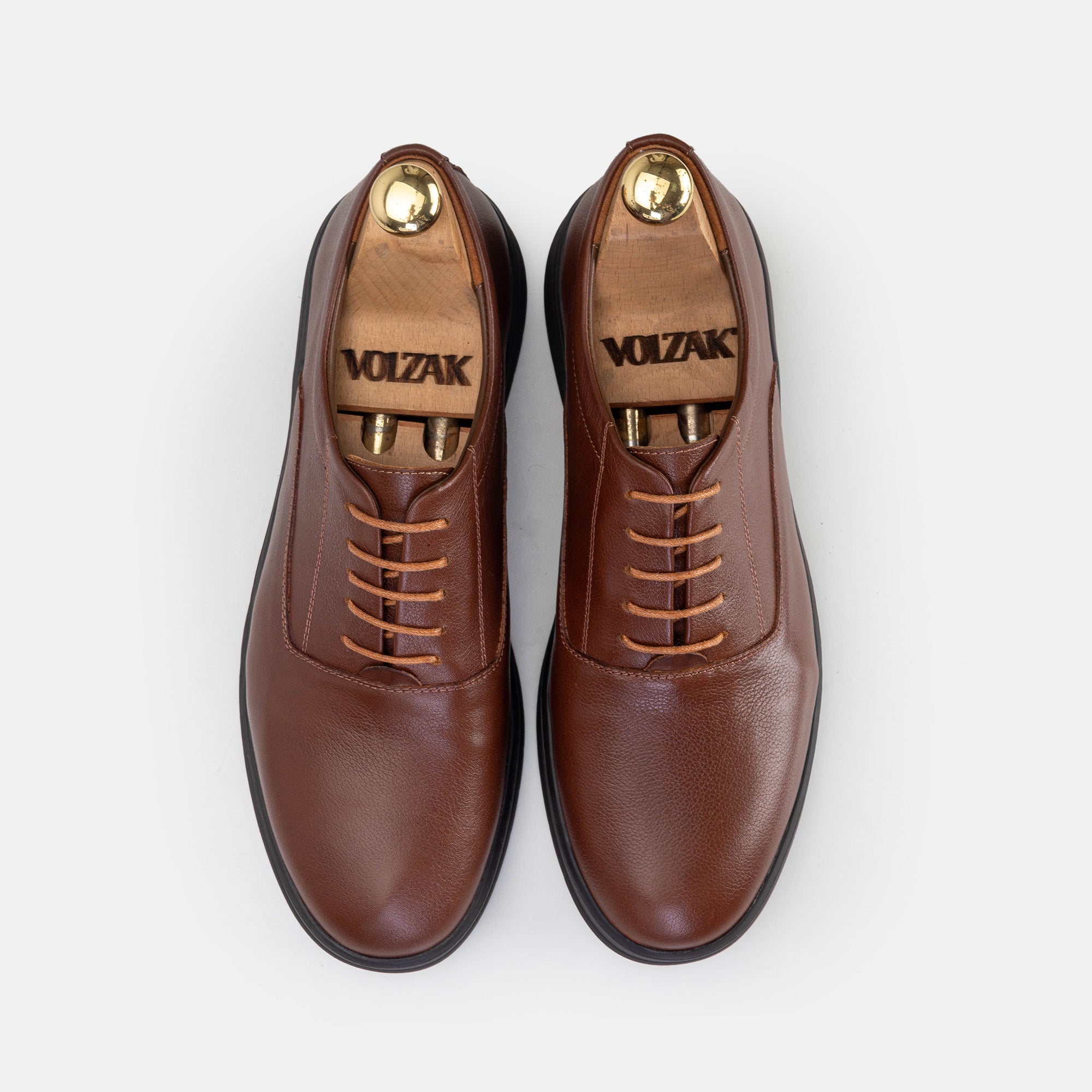 Volzak 6079 basket en cuir Camel