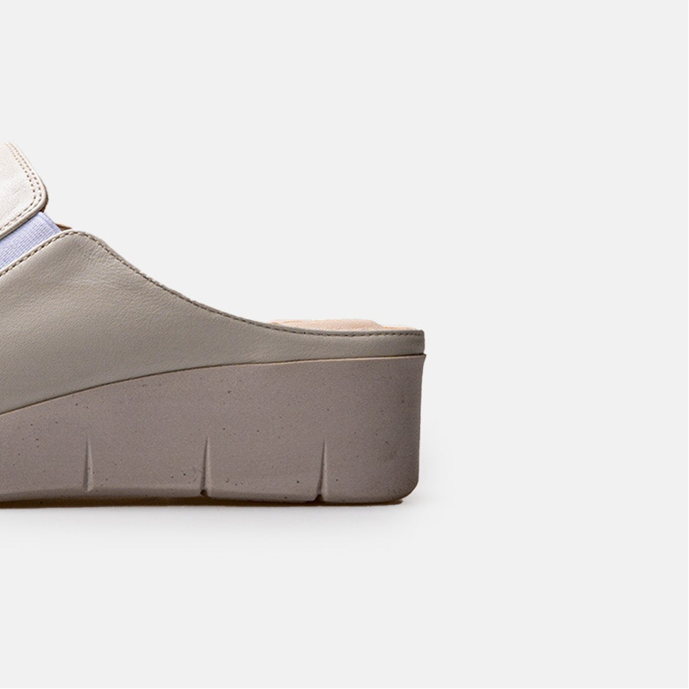 Volzak 06 Sabot en cuir Beige