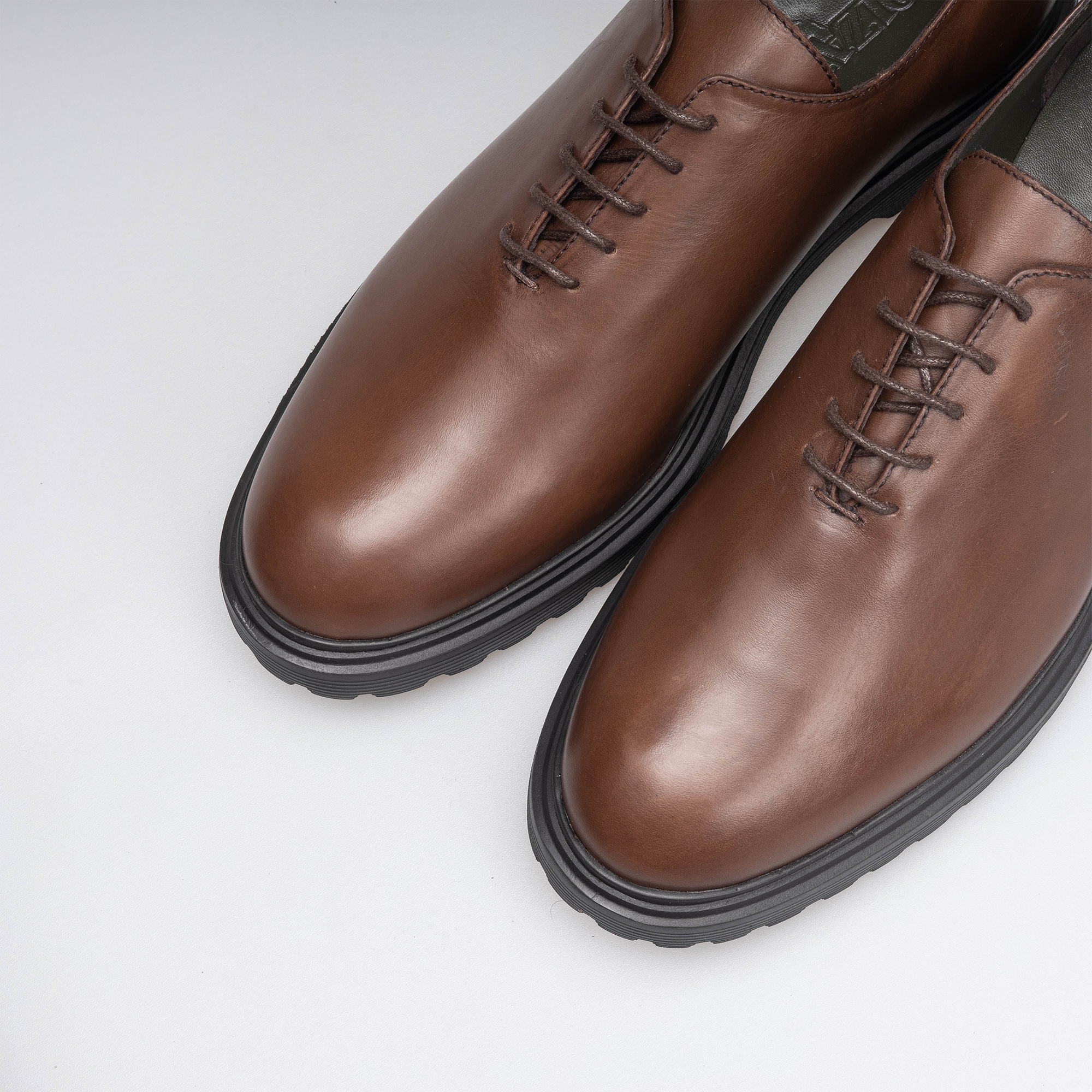 Volzak 8045 Brown leather shoe