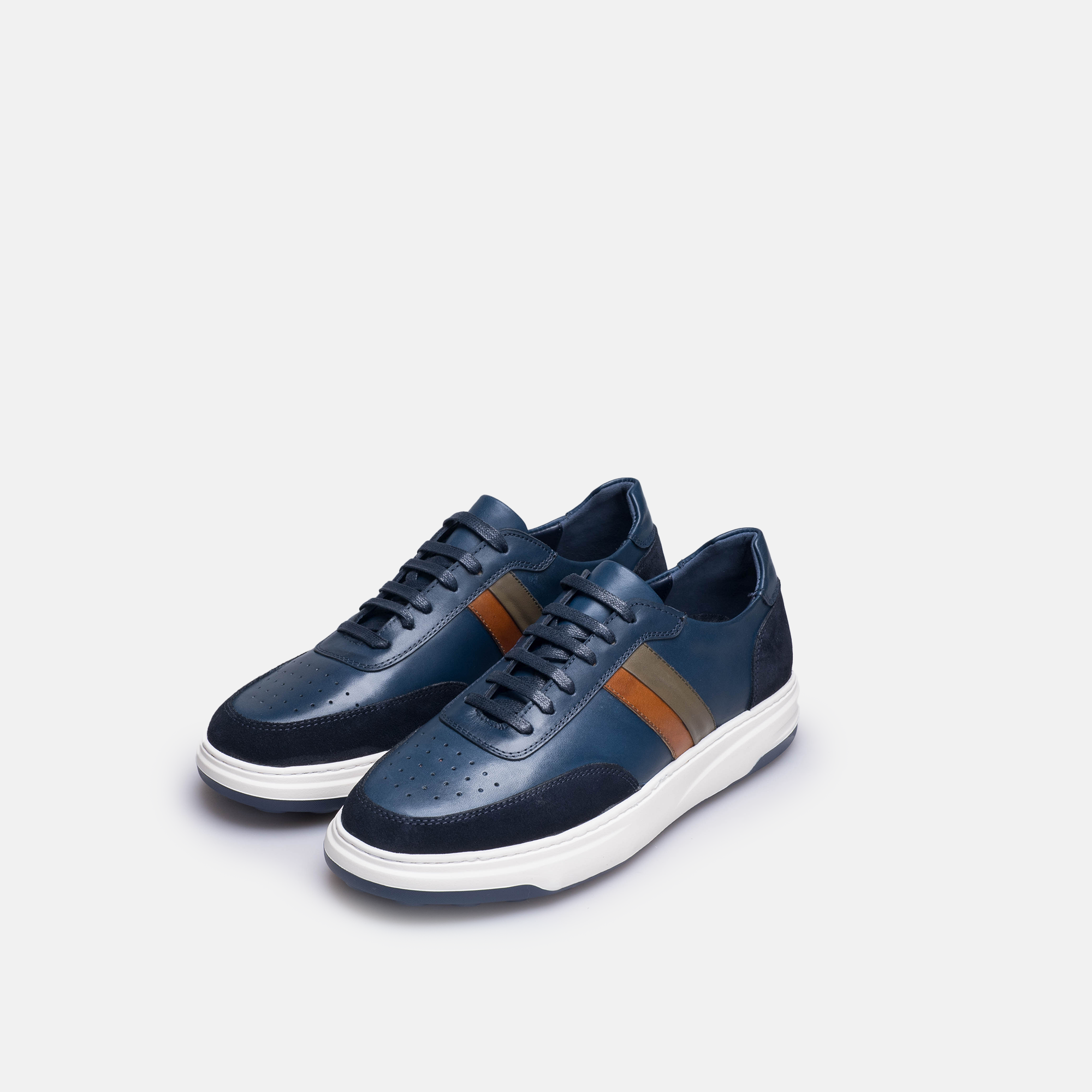 Volzak 7000 basket en cuir Bleu