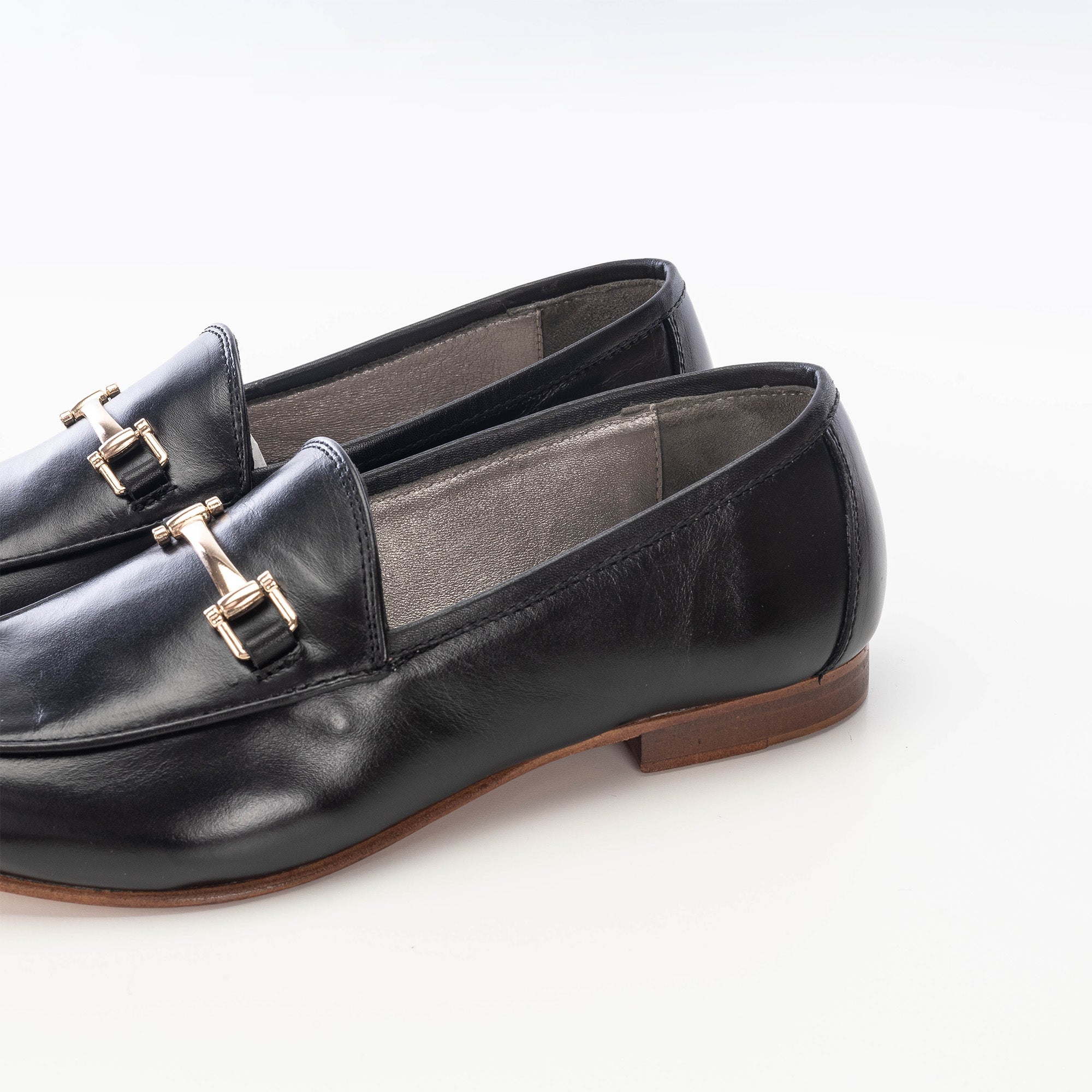 Volzak 100 Black Leather Shoe