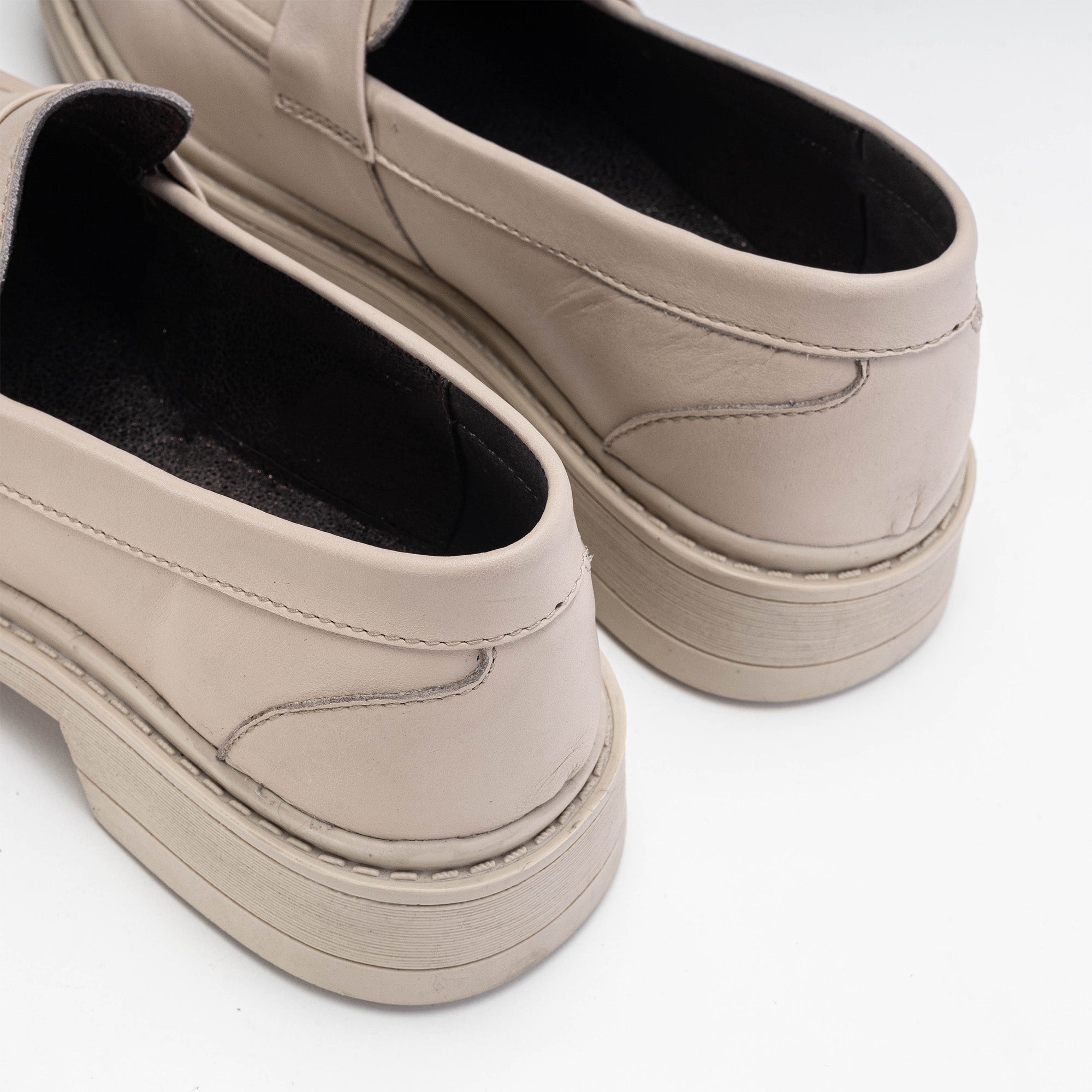 Volzak 6035 Beige Leather Shoe