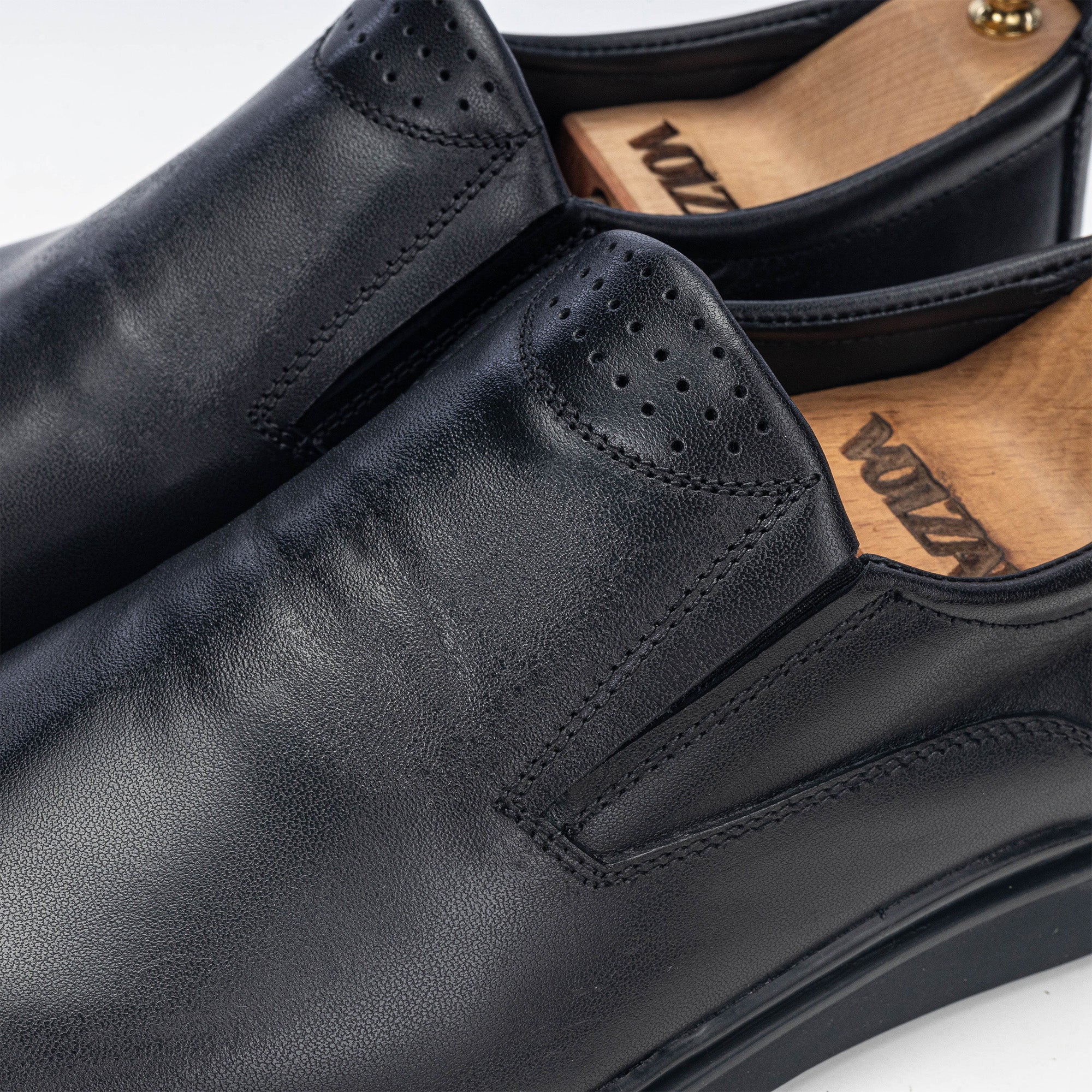 Volzak 8850 Chaussure en cuir Noir