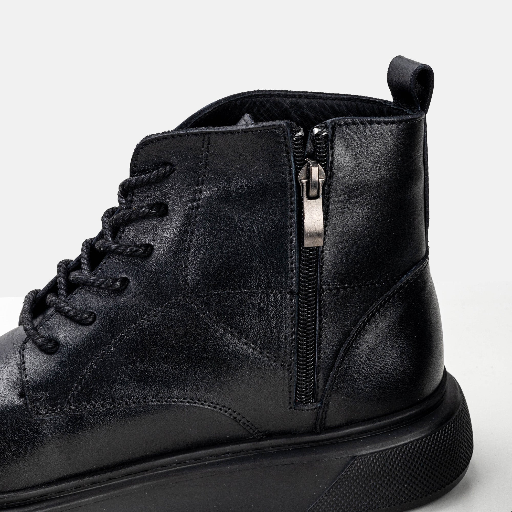 Volzak 4003 Black Leather Ankle Boot
