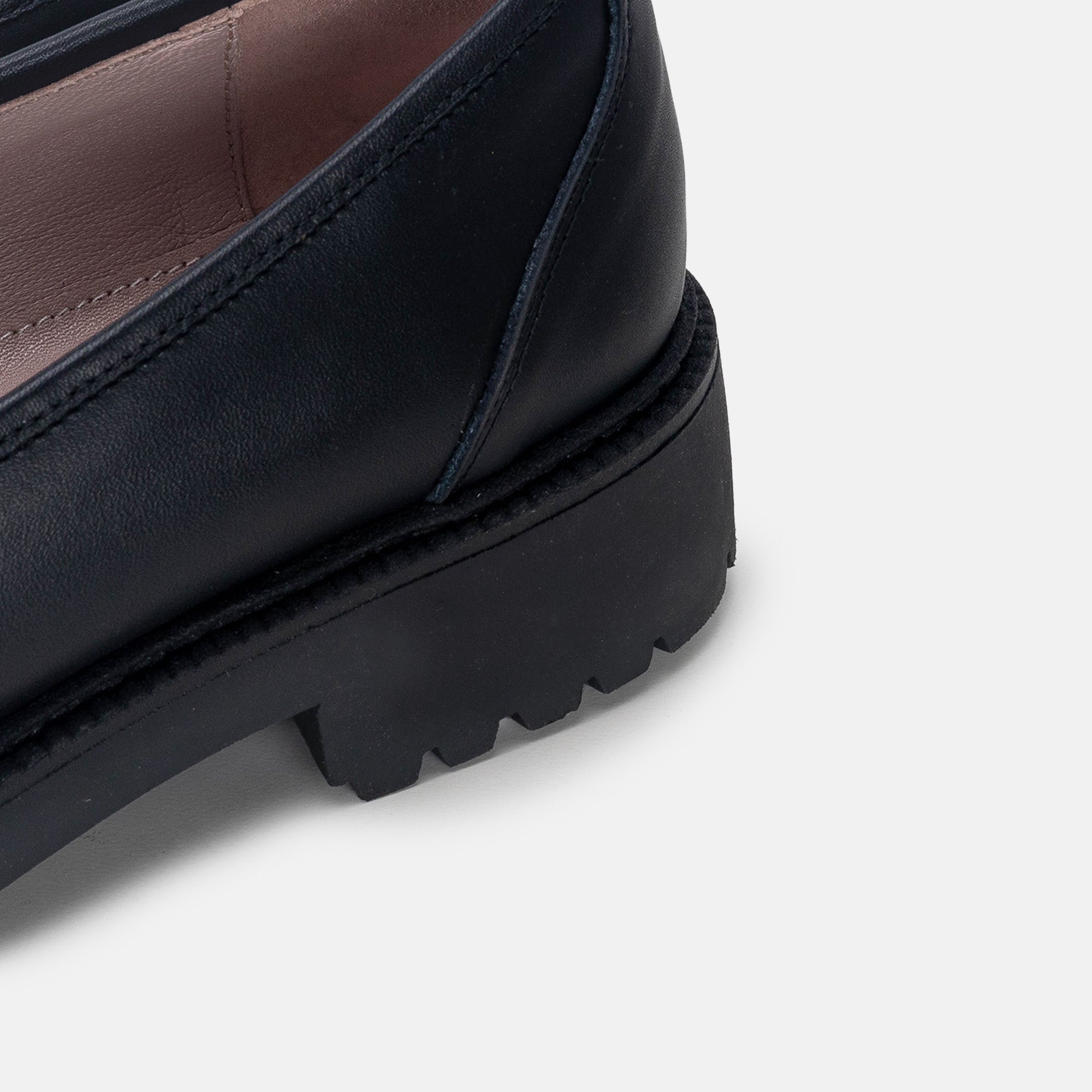 Volzak 1135 Black Leather Shoe