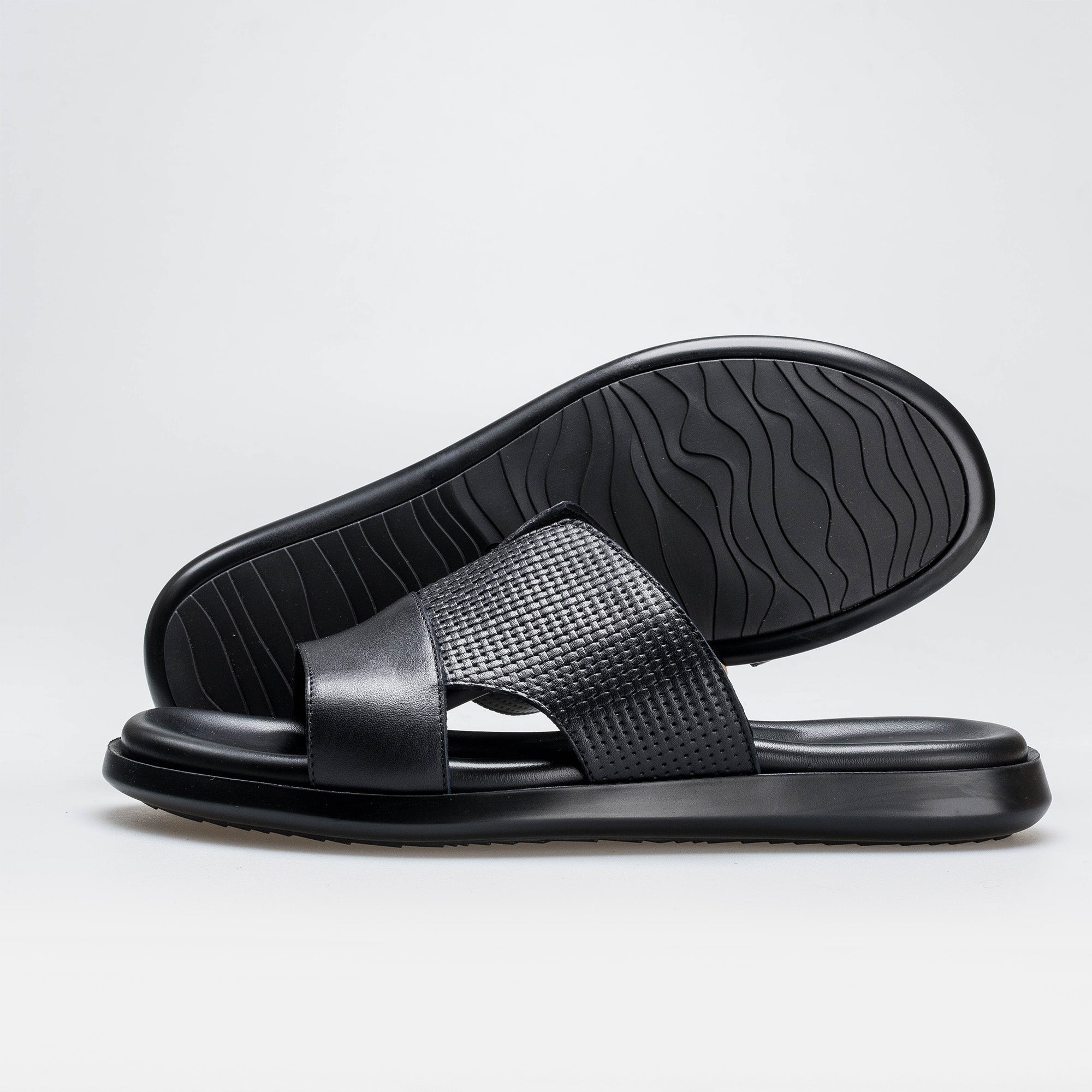 Volzak 5407 Black Leather Sandal