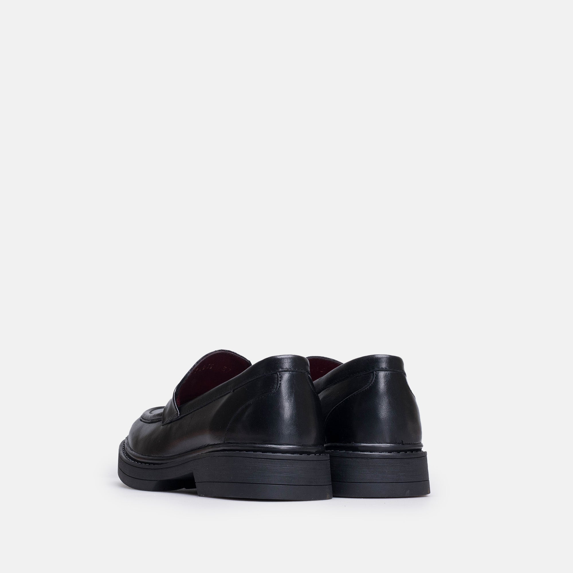 Volzak 6035 Black Leather Shoe
